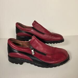 VTG Donald Pliner Red/Black Leather Slip On Shoes Side Zipper Womens 6.5 Loafer